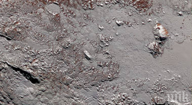 На повърхността на Плутон може да има ледени вулкани (снимки)