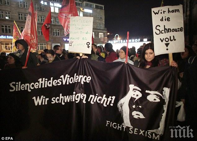 Все повече германци недоволни от Меркел: Страната прие твърде много бежанци