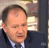 Миков попиля Бъчварова: Смешно е да приемаш критиките като посегателство срещу националната сигурност 