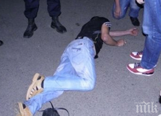 Полицията в Дюселдорф арестува 40 северноафриканци за незаконно пребиваване