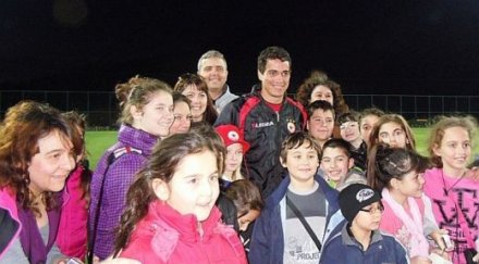 малчугани габрово подкрепят мощно цска турция