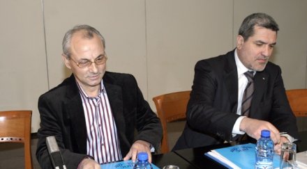 касим дал доносник държи ръцете лютви местан