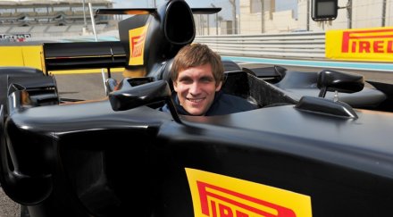 виталий петров пропуска сезона формула