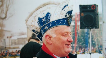 барон хенри кроон пик маскарадът перник голямата веселба европа