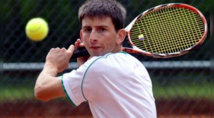 финландците изравниха купа дейвис