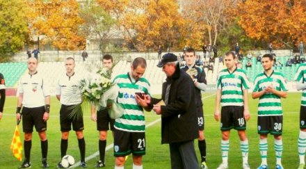 китай извадиха пачки жоро илиев