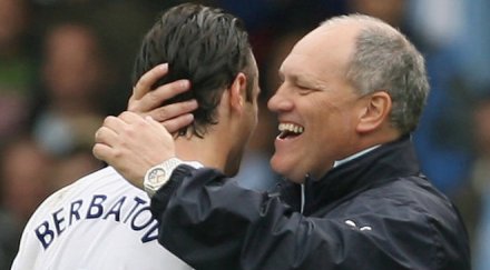 мартин йол бербатов разтежение играе манчестър юнайтед