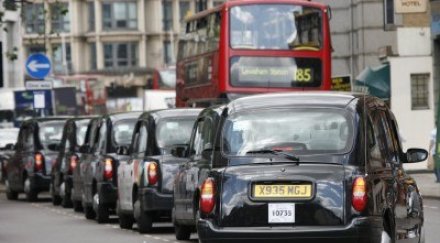 черните лондонски таксита стават китайски
