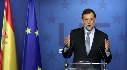 искат оставката испанския премиер