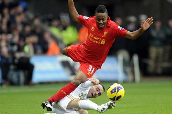 Обвиниха звезда на Ливърпул в нападение над жена