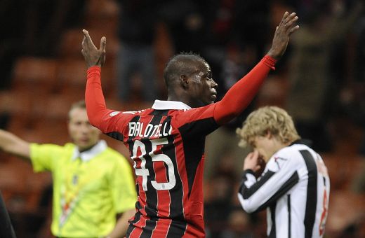 Марио Балотели дебютира с два гола за Милан