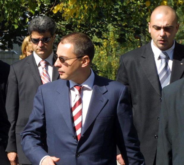 Гард на Станишев аут от НСО за връзки с мафията 