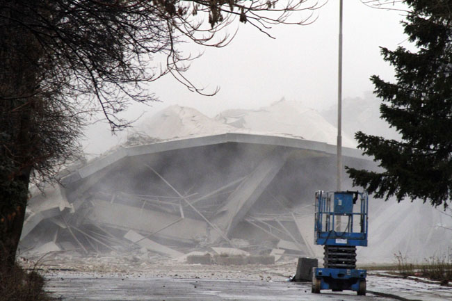 Герена рухна за 5 секунди (Снимки)