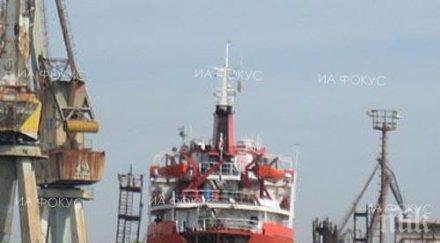 снегът ветровете възпрепятстват работата украинските пристанища