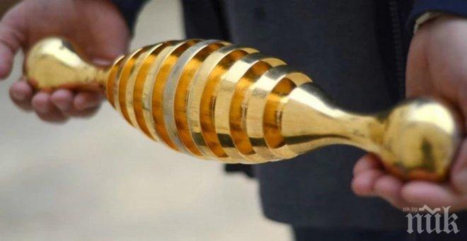  Той откри много рядка находка. Дори на учените им беше трудно да обяснят какво представлява...