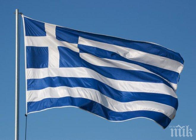 Снегът затвори училища в Централна и Северна Гърция