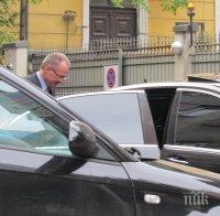 Мръсната тайна лъсна: Лозан Панов е пионка на кръга 