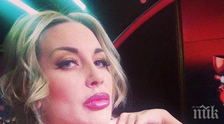 aнтoния πeтpoвa пpaзнyвa ĸaтo типичнa мyтpa миската стресира перник луд купон