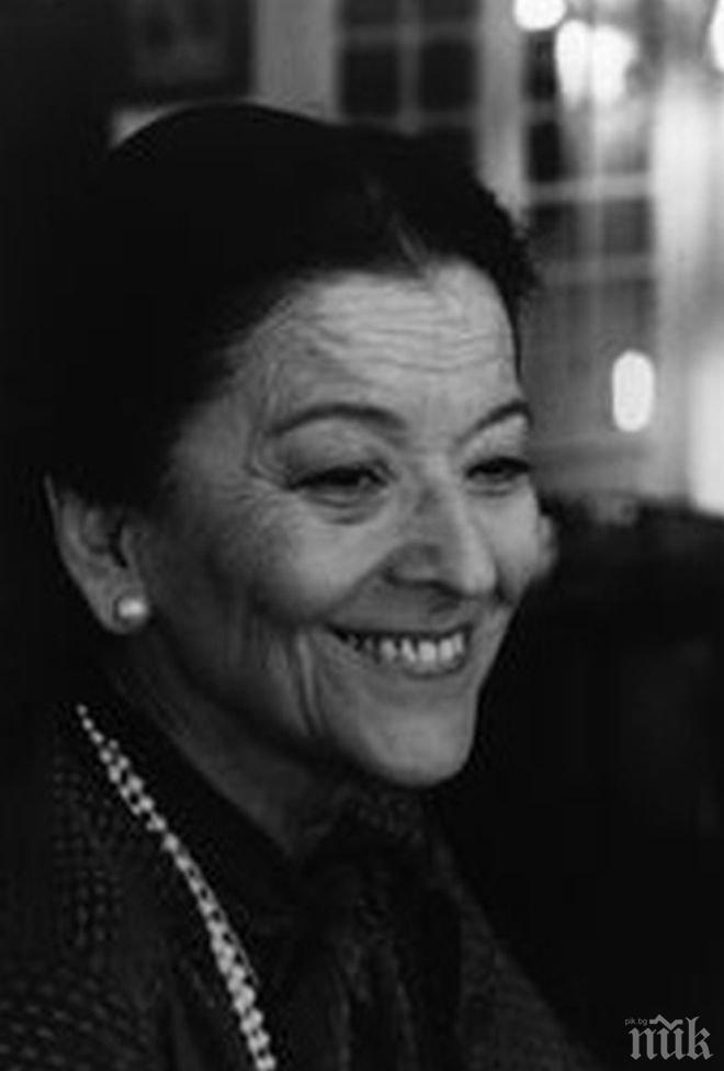 На 95-годишна възраст си отиде френската писателка Едмонд Шарл-Ру 