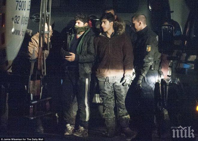 Холандия: Бежанският поток трябва да се съкрати до 6-8 седмици