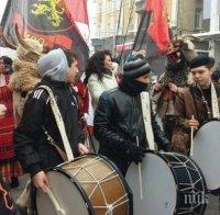 С кукери и тъпани ВМРО се обяви против ислямизацията (снимкa)