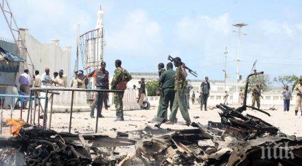 загинали терористично нападение ресторант сомалия