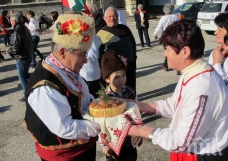 Село Черешово отпразнува уникалния мъжки празник Дядовден
