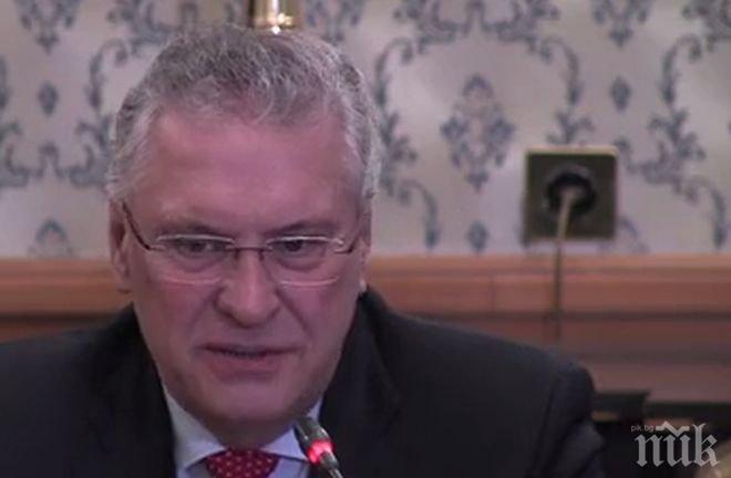 ПИК TV: Йоахим Херман: Ако Гърция продължи да не охранява границата си, може да излезе от Шенген