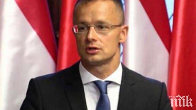 Петер Сиярто: Поздравления за България, че спря мигрантския поток

