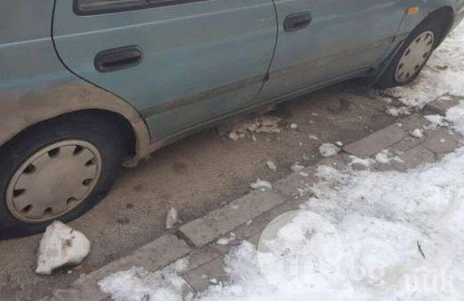 Вандалщина! Нарязаха гумите на над 40 коли в Пловдив! (снимки)