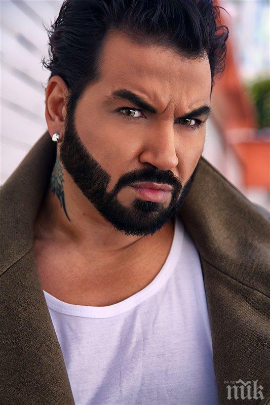 Суетен! Азис си присадил тайно коса в Турция