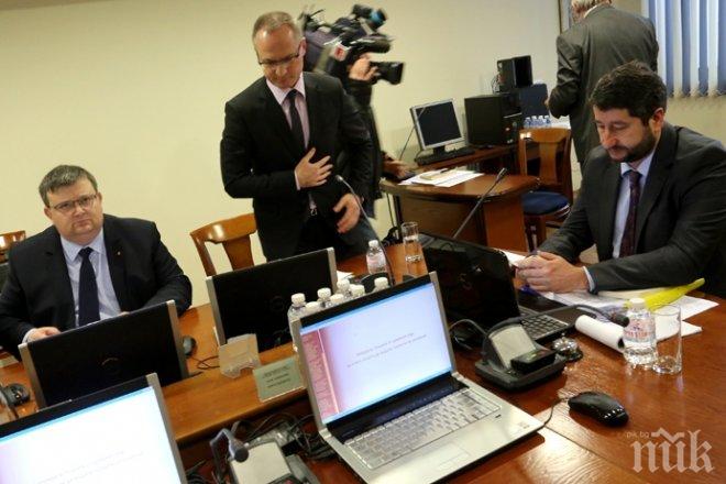 СКАНДАЛ! Уволнен магистрат: Лозан Панов и Христо Иванов в ОПГ за манипулиране на съда! Вижте престъпната схема