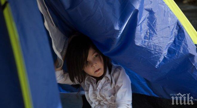 И 8-годишните вече участват в схемата за трафик на хора, уреждат ги семействата им