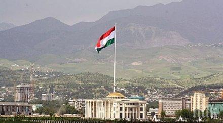 президентът таджикистан назначи дъщеря шеф неговия екип