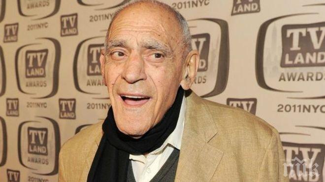 Почина Ейб Вигода, изиграл Салваторе Тесио в Кръстникът