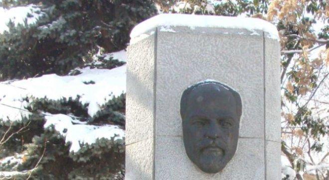 Пловдивчани отбелязаха 162 години от рождението на Стефан Стамболов