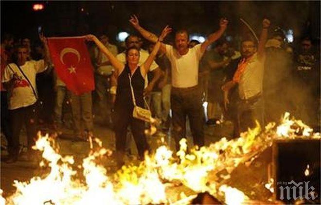 Хиляди бягат от Диарбекир заради наложения полицейски час