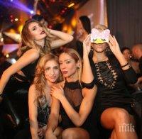 Пищни бамбини подлудиха 