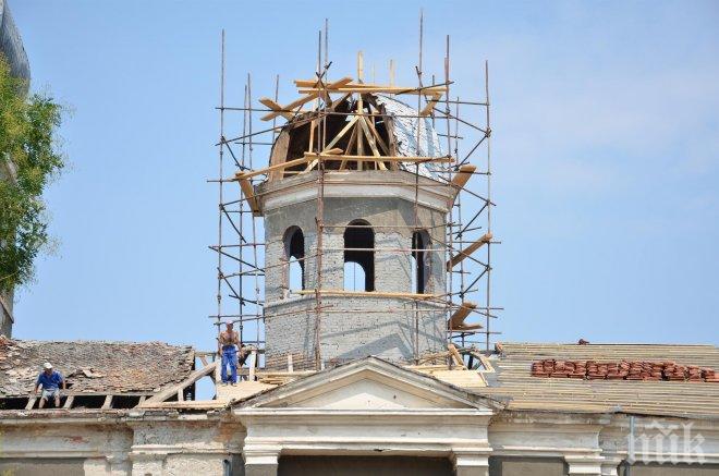 Търсят още 400 000 лв., за да завършат храма Свети Свети Кирил и Методий в Ловеч