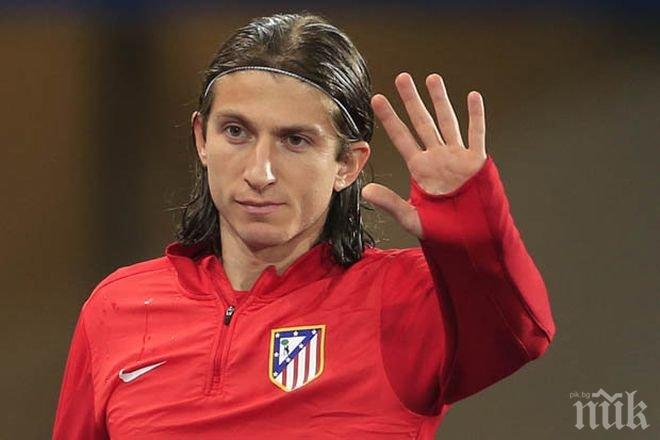 Наказаха Луис за 3 мача за фаула срещу Меси