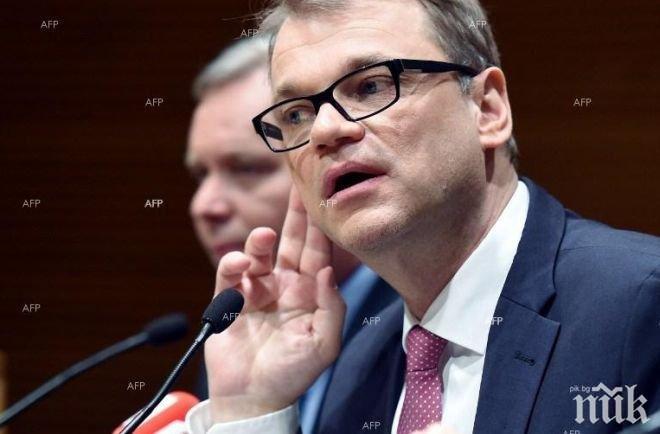 Юха Сипиля: Мигрантите, искащи по-добър живот, не трябва да получават убежище в Европа
Юха Сипиля: Мигрантите, искащи по-добър живот, не трябва да получават убежище в Европа