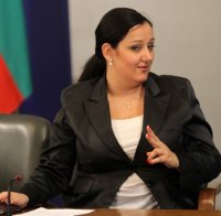 Лиляна Павлова сезира прокуратурата за 