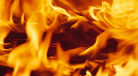 газова бутила взриви кола двама пострадаха