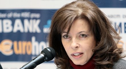 цветелина бориславова прибира парите пеевски