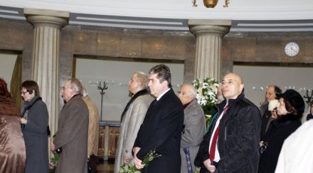 първанов опашка сбогом леда милева снимки