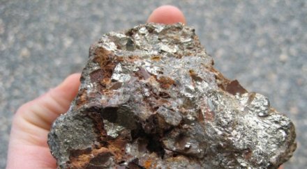 търсят подземни богатства български общини