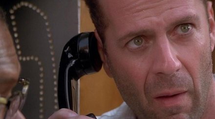 брус уилис обеща умирай трудно