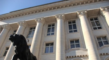 травма бивш прокурор отложи делото октопод