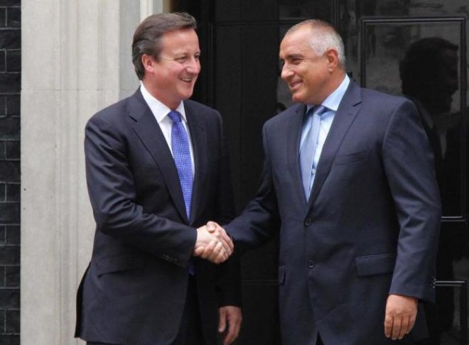 Камерън поздрави Бойко за Хизбулла
