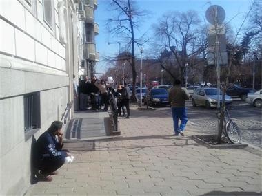 Опашка от роми пред Столичната община